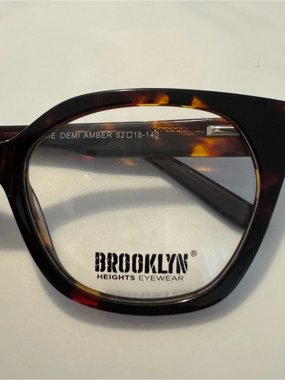 Brooklyn Heights Josie Demi Amber 52/18/140 Eyewear  Frame